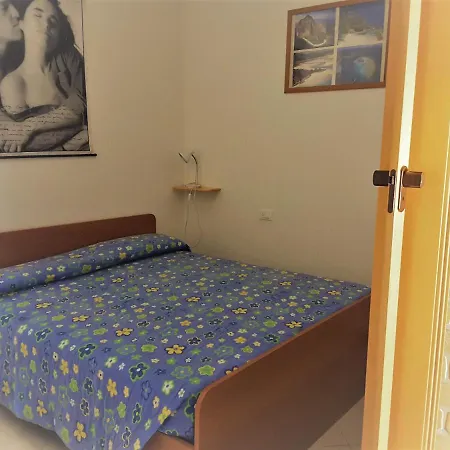 Iris 20 In Posizione Strategica, Indipendente, All'interno Del Villaggio Dei Fiori Apartament *